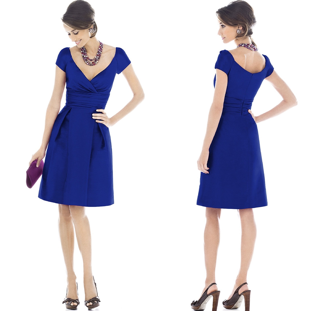 Vestido corto azul Klein 0